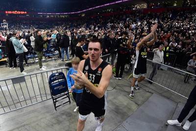  anđušić se kaje što je vrijeđao crvenu zvezdu  