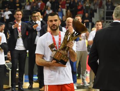  Crvena zvezda prijeti neigranjem na Kupu Radivoja Koraća 