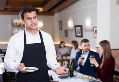  Obavezan bakšiš  u Srbiji 