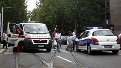  Užas u Beogradu: Otac bacio bebu kroz prozor 