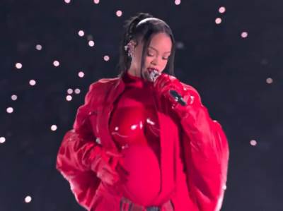  Rijanin nastup na Superboulu 