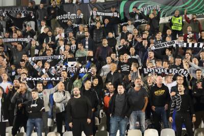  Navijači Partizana zadržani na aerodromu u Moldaviji 