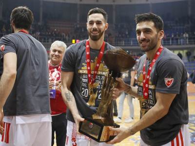  Luka Vildoza nakon osvajanja Kupa Koraća 