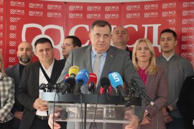  Dodik o navodnom sukobu centrale i GO SNSD 
