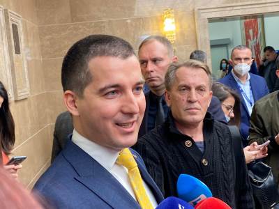  Abazović podržao Aleksu Bečića na izborima za predsjednika Crne Gore 