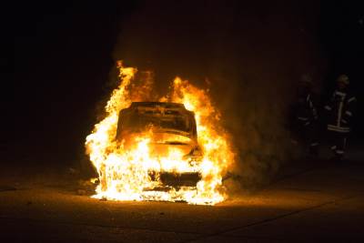  Izgorio automobil u Doboju 