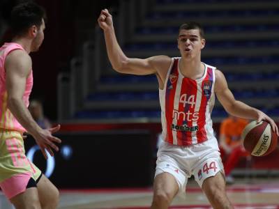  nikola topić postigao 49 poena za crvenu zvezdu  