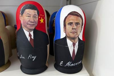  Ksi Đinping i Makron 