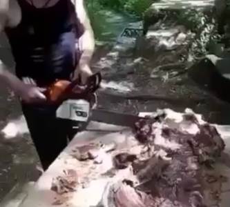  Motorna testera u klubu u Kragujevcu 