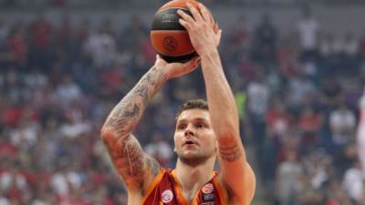  Micov ostaje u Galatasaraju 