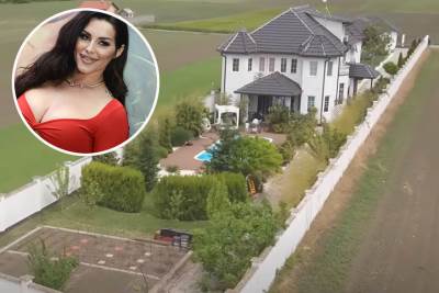  Seka Aleksić brani djevojčicu žrtvu vršnjačkog nasilja 