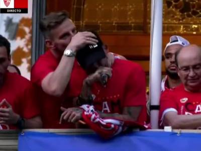  Nemana Gudelj se rasplakao 