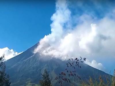  Vulkan Majon na Filipinima aktivan, evakuisano hiljade ljudi 