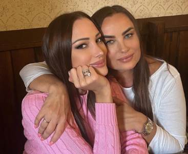  Fotografije Aleksandre Prijović s bazena 