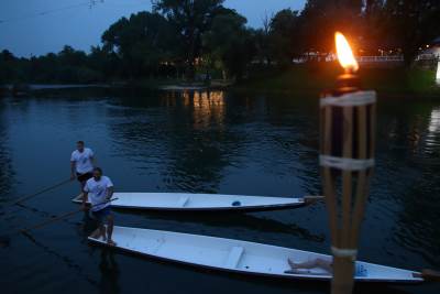  Noćna vožnja dajakom po Vrbasu u Banjaluci 