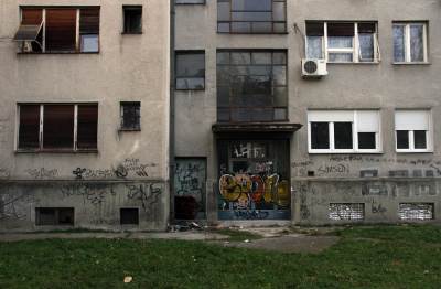  Bijeljina: Duševni bolesnik napao trgovkinju 