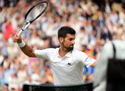  Britanac napao Đokovića - zašto si ćutao? Dobija novac od istog sponzora kao i Federer, a sad mu smeta Novakov potez! 