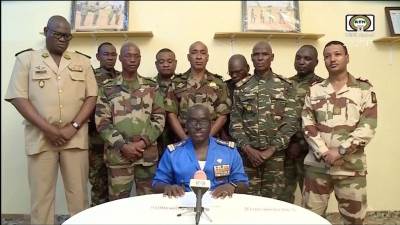  Pučisti u Nigeru protjeruju ambasadora Francuske 