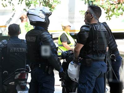  grčka policija uzima dnk navijačima dinama  