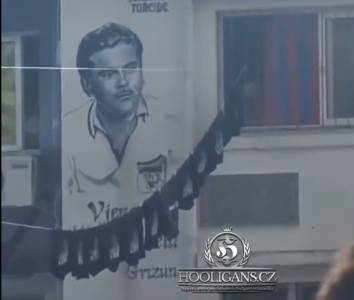  torcida sa obilježjima partizana  