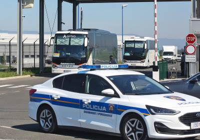  Opsadno stanje u Atini zbog huligana iz Hrvatske 