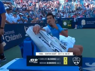  Šta je Novak Đoković tražio da popije tokom finala Sinsinatija 