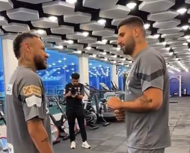  Aleksandar Mitrović i Nejmar zajedno u Al Hilalu 