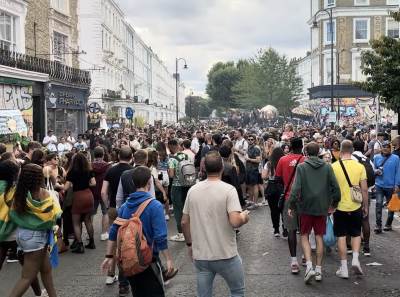  Osam ljudi izbodeno na karnevalu u Londonu 