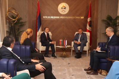  Dodik i ambasador Bjelorusije 