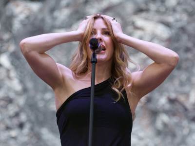  Eli Golding incident na nastupu 