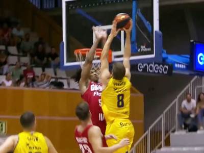  Ivs Pons blokirao Roka Prkačina 