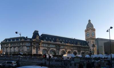  Nova drama u Parizu: Nakon Luvra i Versaja evakuisana i željeznička stanica 