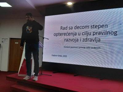  Vanja Grbić u Mrkonjić Gradu održao predavanje o dječijem sportu 