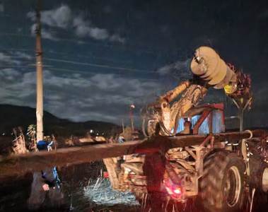  Dalekovod izgorio u požaru 