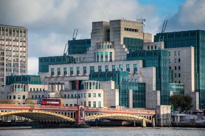 Zgrada SIS u Londonu mjesto tajne službe MI6 