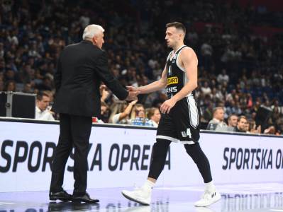  Bruno Kaboklo debituje za Partizan protiv Igokee 