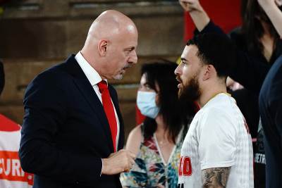  Majk Džejms trojka za pobjedu Monaka 