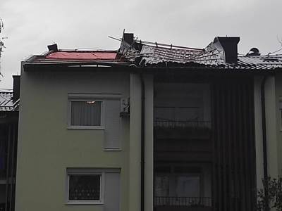  Zbog jakog vjetra: Civilna zaštita intervenisala na dvije lokacije u Banjaluci 