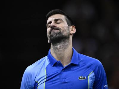  Novak-Djokovic-igra-protiv-Andreja-Rubljova-u-polufinalu-Pariza 