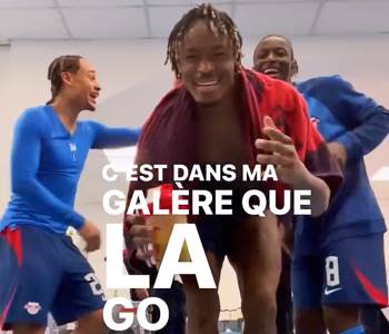  Slavlje igrača Lajpciga u svlačionici poslije utakmice protiv Zvezde 