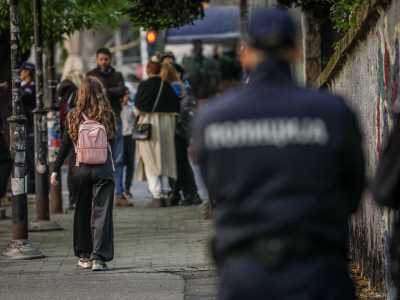  Sva djeca hitno puštena kući: Pronađen nož kod učenika u školi "Vladislav Ribnikar" 