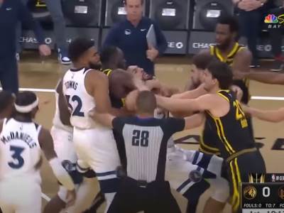  Tuča na meču Golden stejta i Minesote 