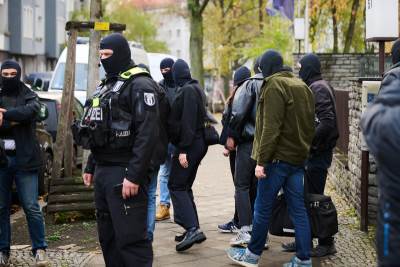  Velika akcija Njemačke, upadaju u islamske centre 