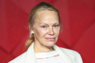  Njega lica Pamela Anderson 