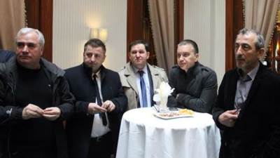  Meša "voli" novinare 