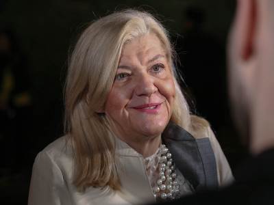  Djevojka prodavala tekstove Marini Tucaković 