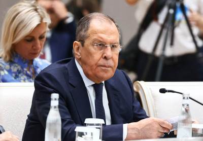  Lavrov otpužuje SAD da se spremaju za rat sa Sjevernom Korejom 
