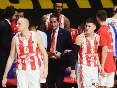  Nemanja Nedović razočaran porazom Crvene zvezde od Albe 