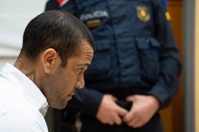  Dani Alveš osuđen na četiri i po godine zatvora zbog silovanja  