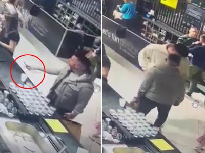  Nemanju Bjelicu makazama napao Nikola Petkovic 